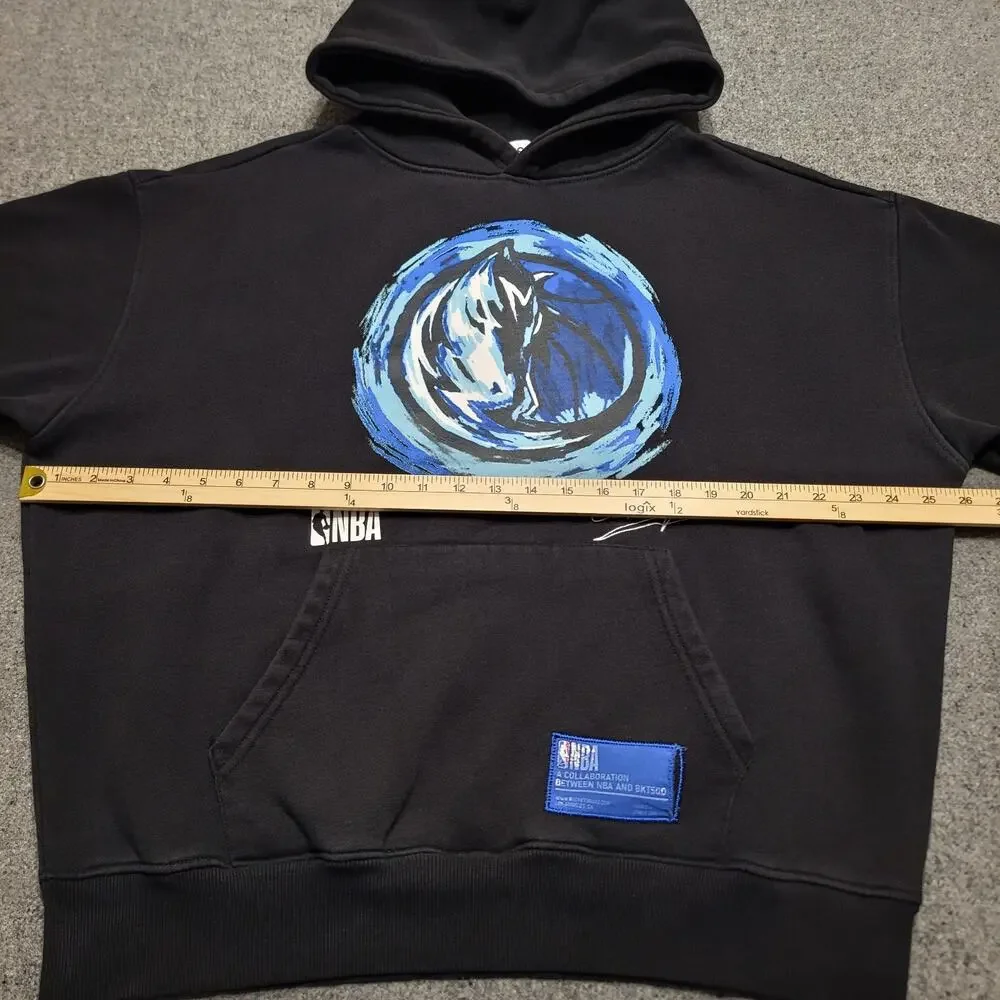 Dallas Mavericks Hoodie Adult Medium Black BKTSQD NBA Collaboration Distressed